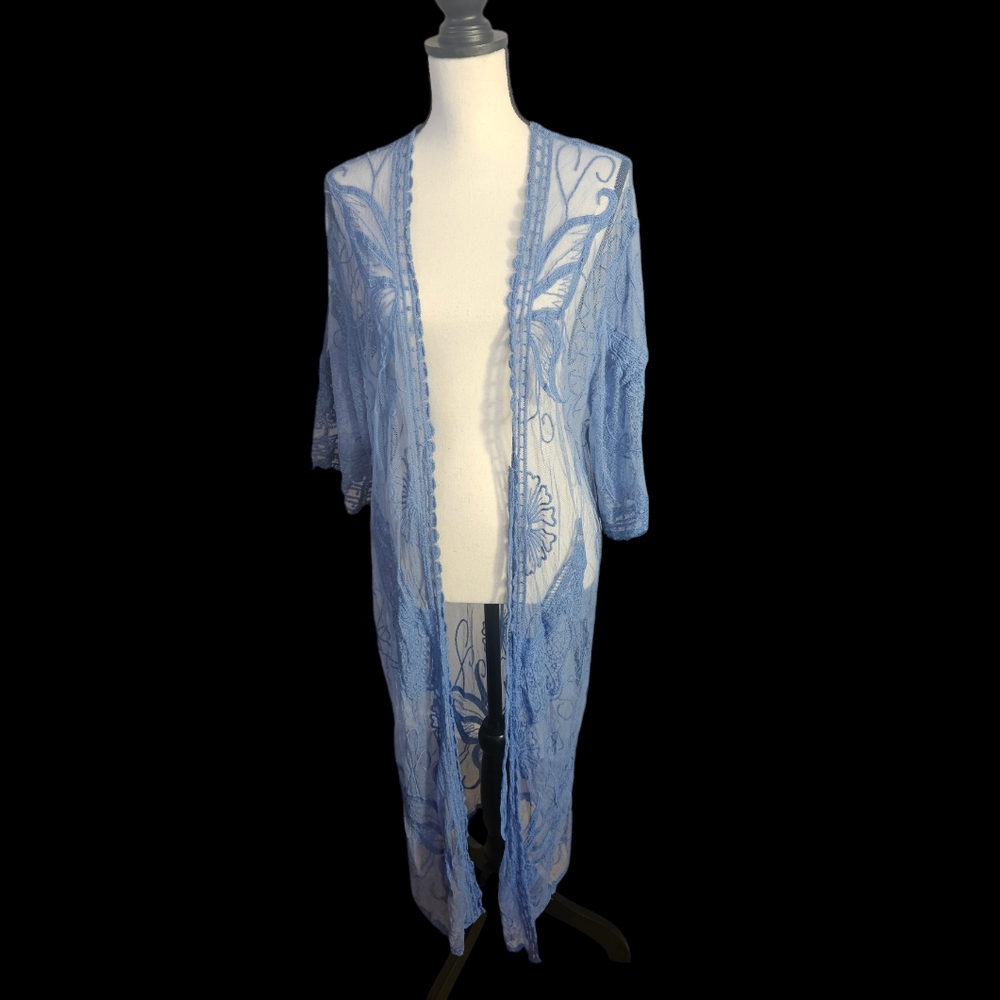 Butterfly Robe - Picture 2 of 5